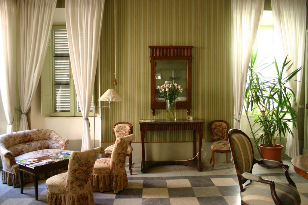 Resort A Palazzo B&B Fermo Exterior photo